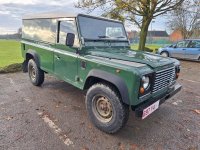 LAND ROVER DEFENDER
